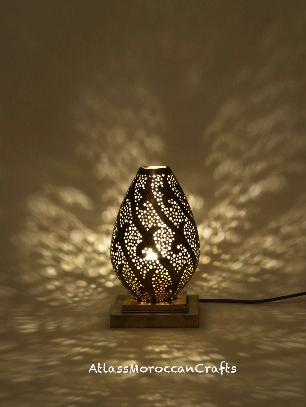 Handmade Moroccan Table Lamp: Vintage Brass Bedside Light