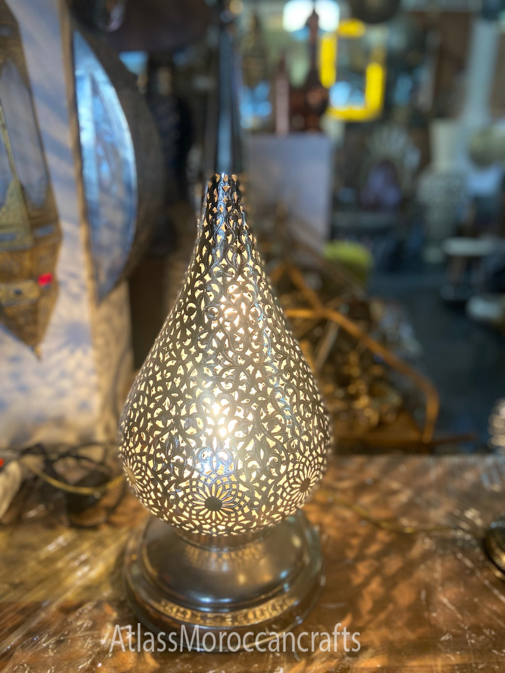 Handmade Brass Moroccan Lamp: Vintage Modern Lighting