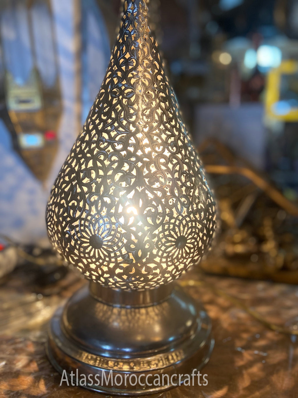 Handmade Brass Moroccan Lamp: Vintage Modern Lighting