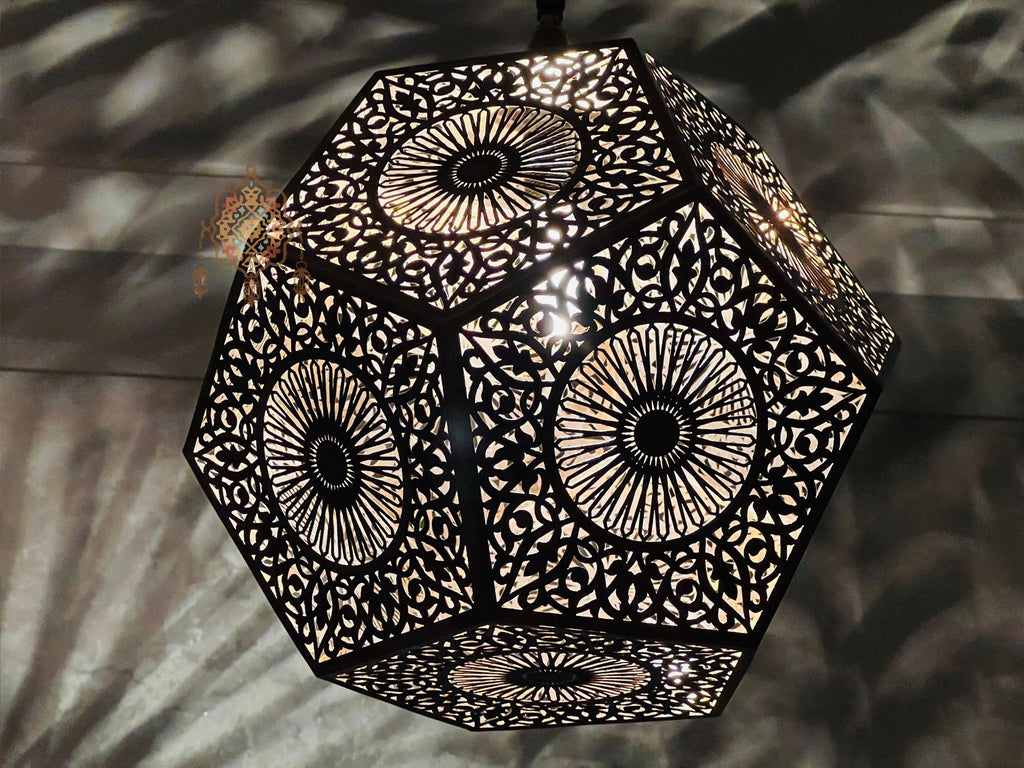 Handcrafted Brass Pendant Lamp: Moroccan Style Lighting