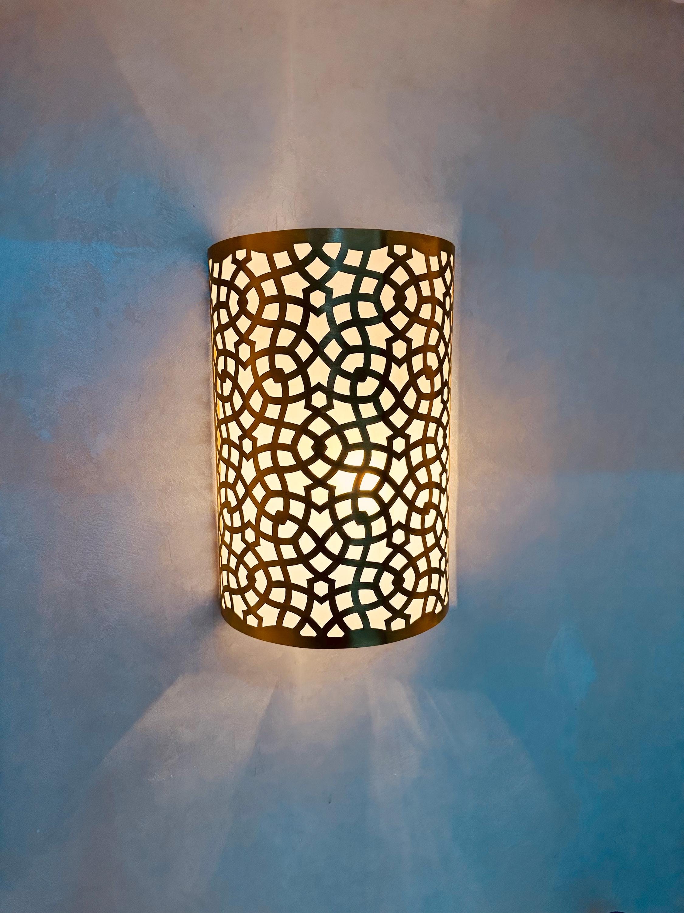 Handmade Moroccan Brass Wall Sconce: Traditional Lamp Decor