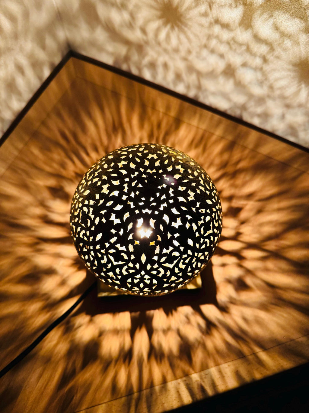 Handmade Moroccan Brass Table Lamp: Artisan Home Decor