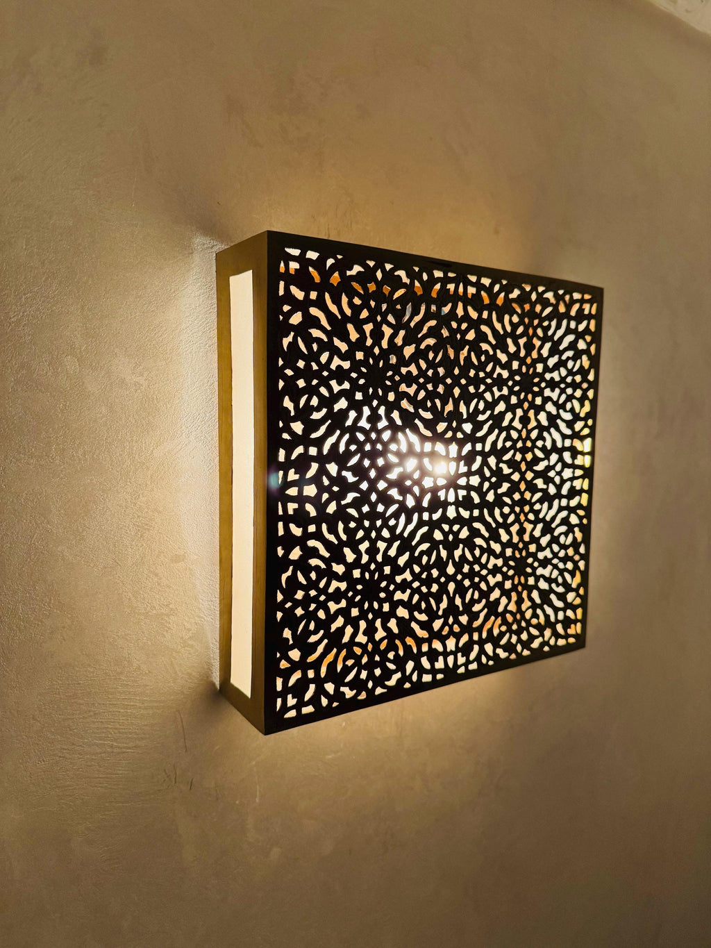 Handmade Moroccan Brass Wall Sconce: Decorative Lighting