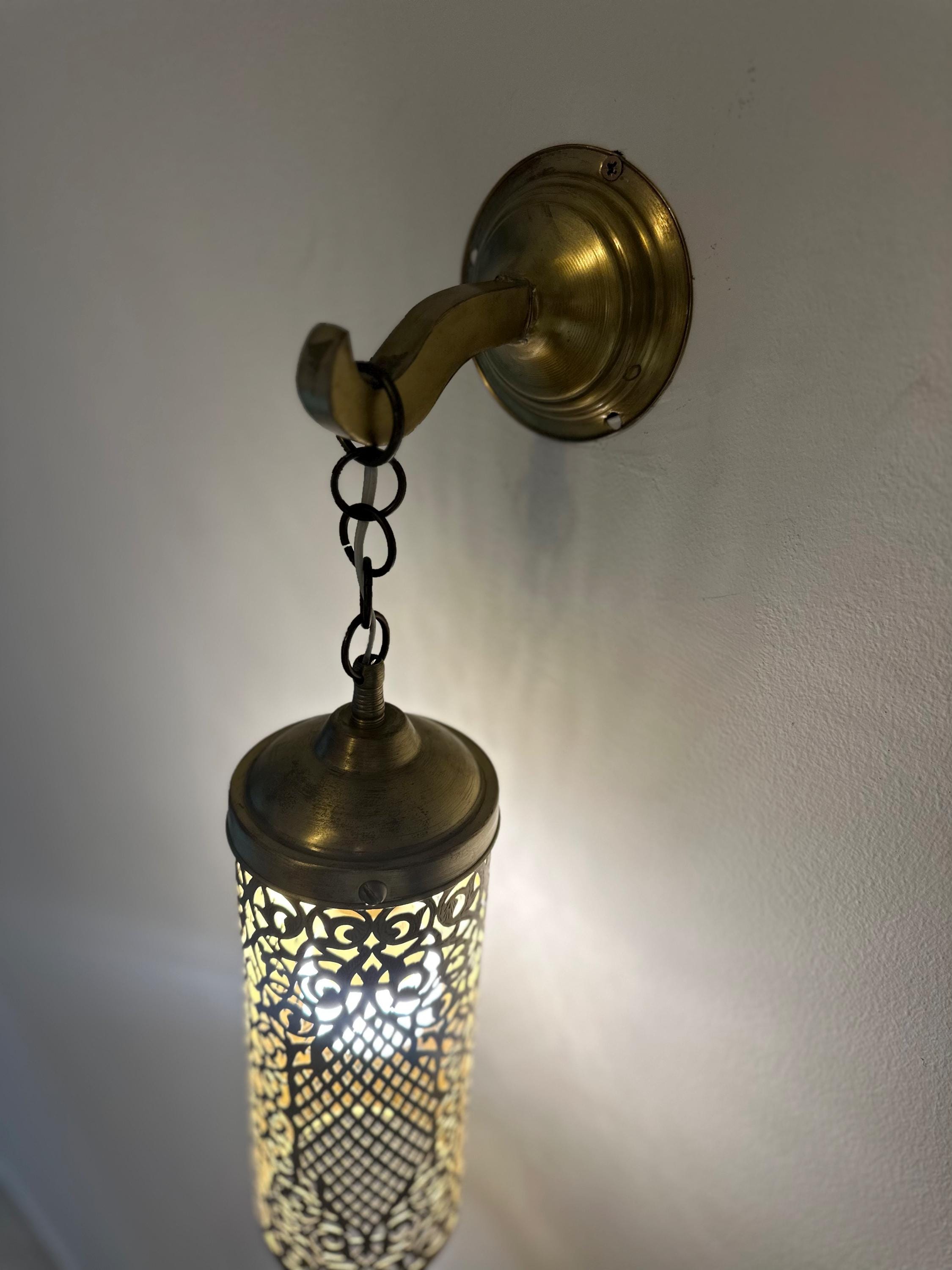 Handmade Moroccan Brass Wall Light: Vintage Electric Sconce