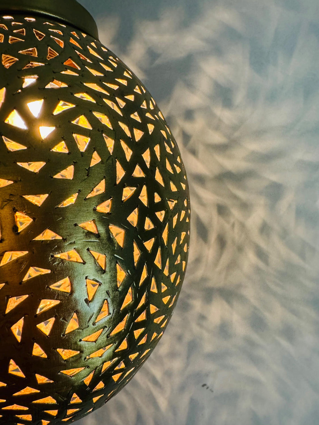 Handmade Moroccan Brass Pendant Lamp: Decorative Ceiling Light