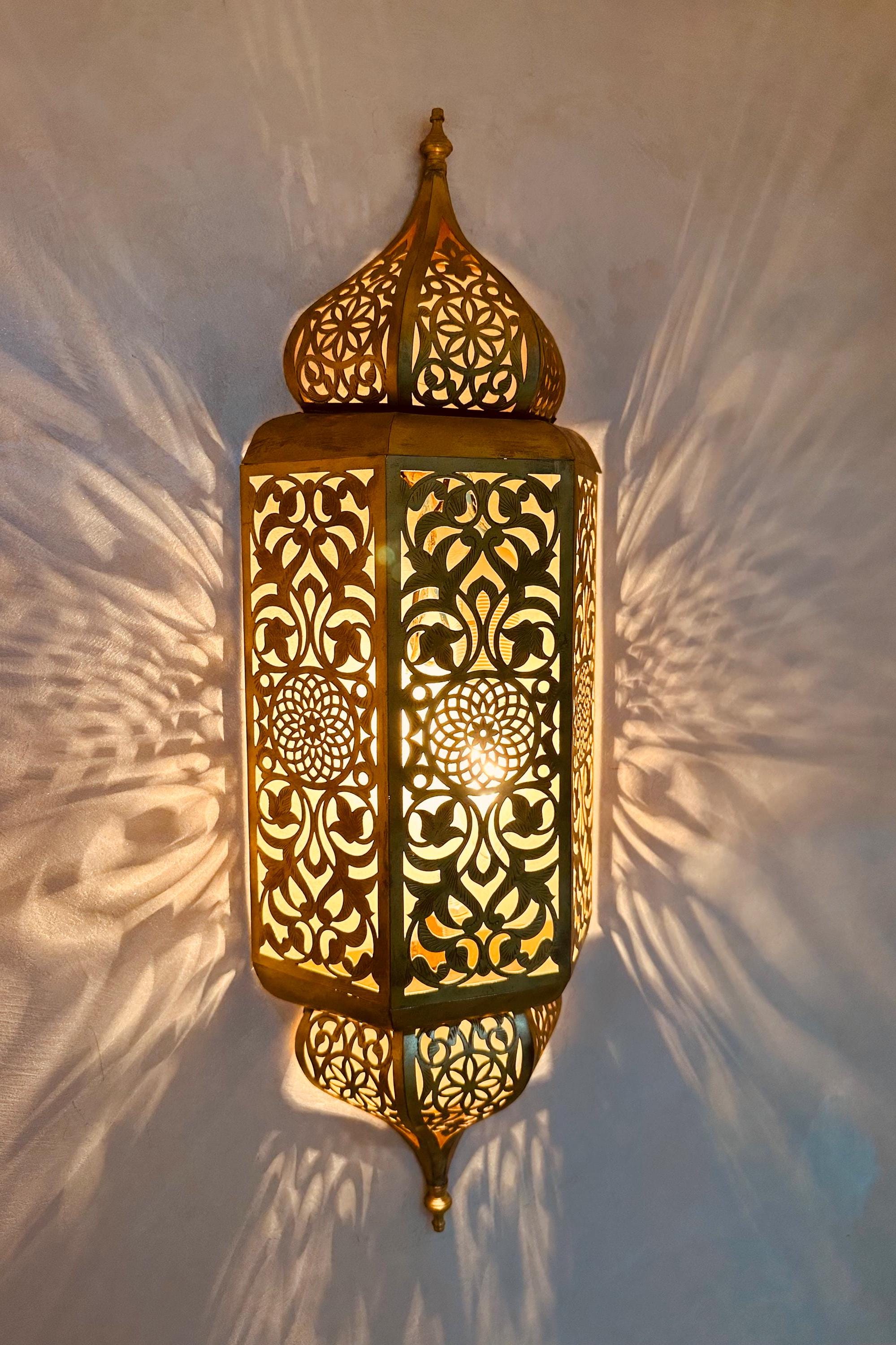 Elegant Moroccan Wall Light - Handmade Brass Sconce - Moroccan Lamp Décor