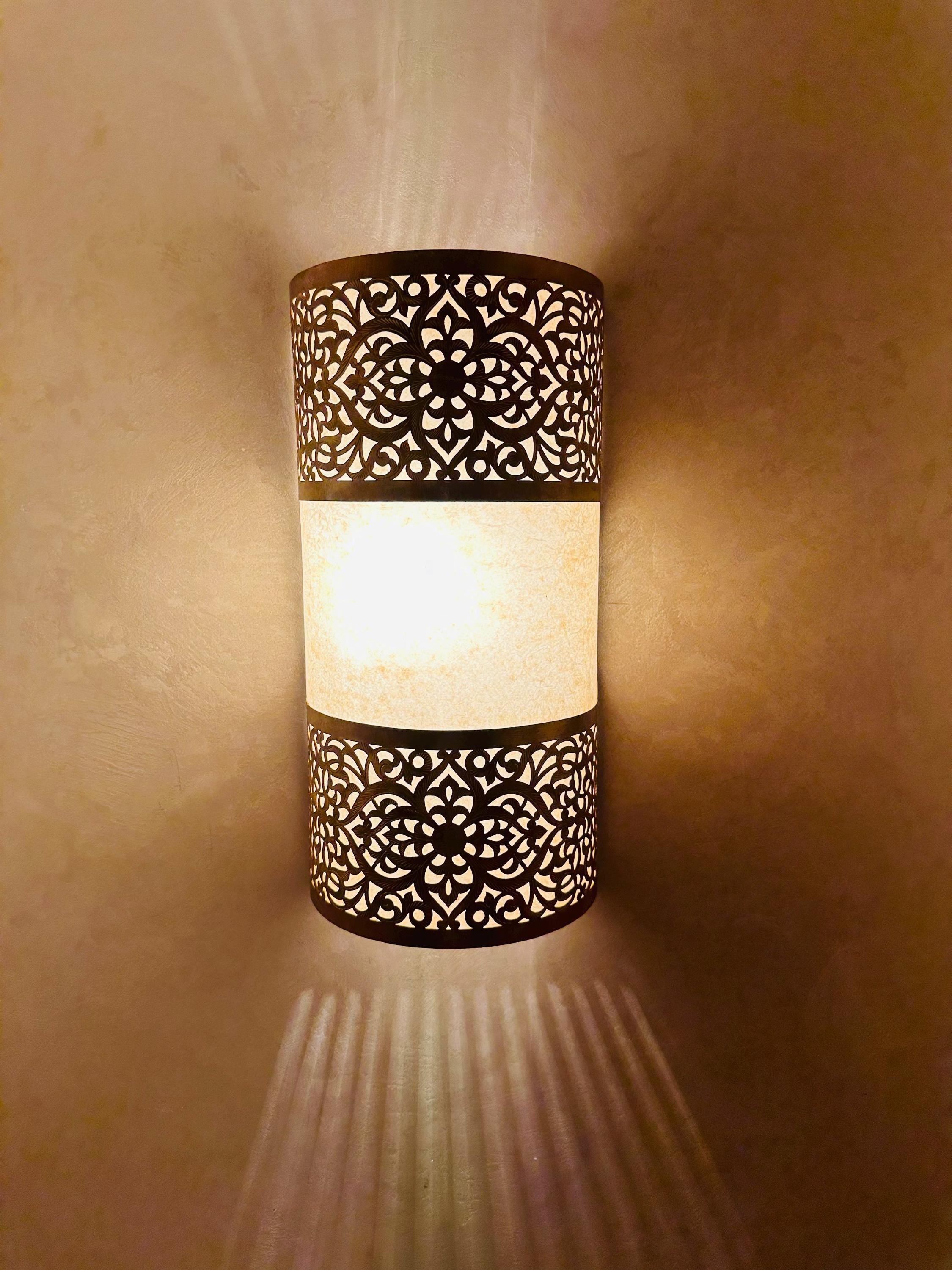 Handmade Moroccan Brass Wall Light: Elegant Home Decor Sconce