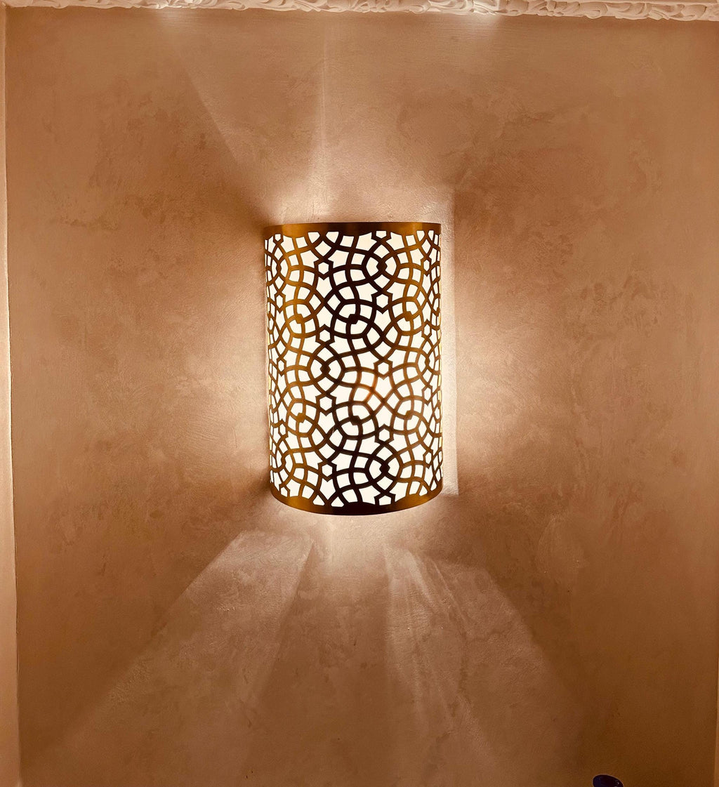 Handmade Moroccan Brass Wall Sconce: Traditional Lamp Decor