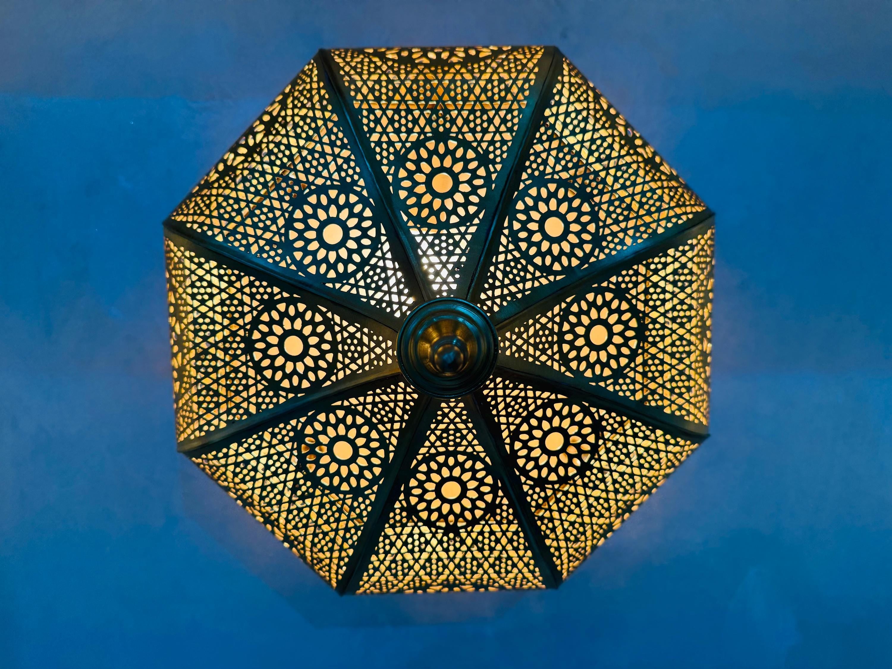 Handmade Brass Moroccan Ceiling Light: Pendant Lamp