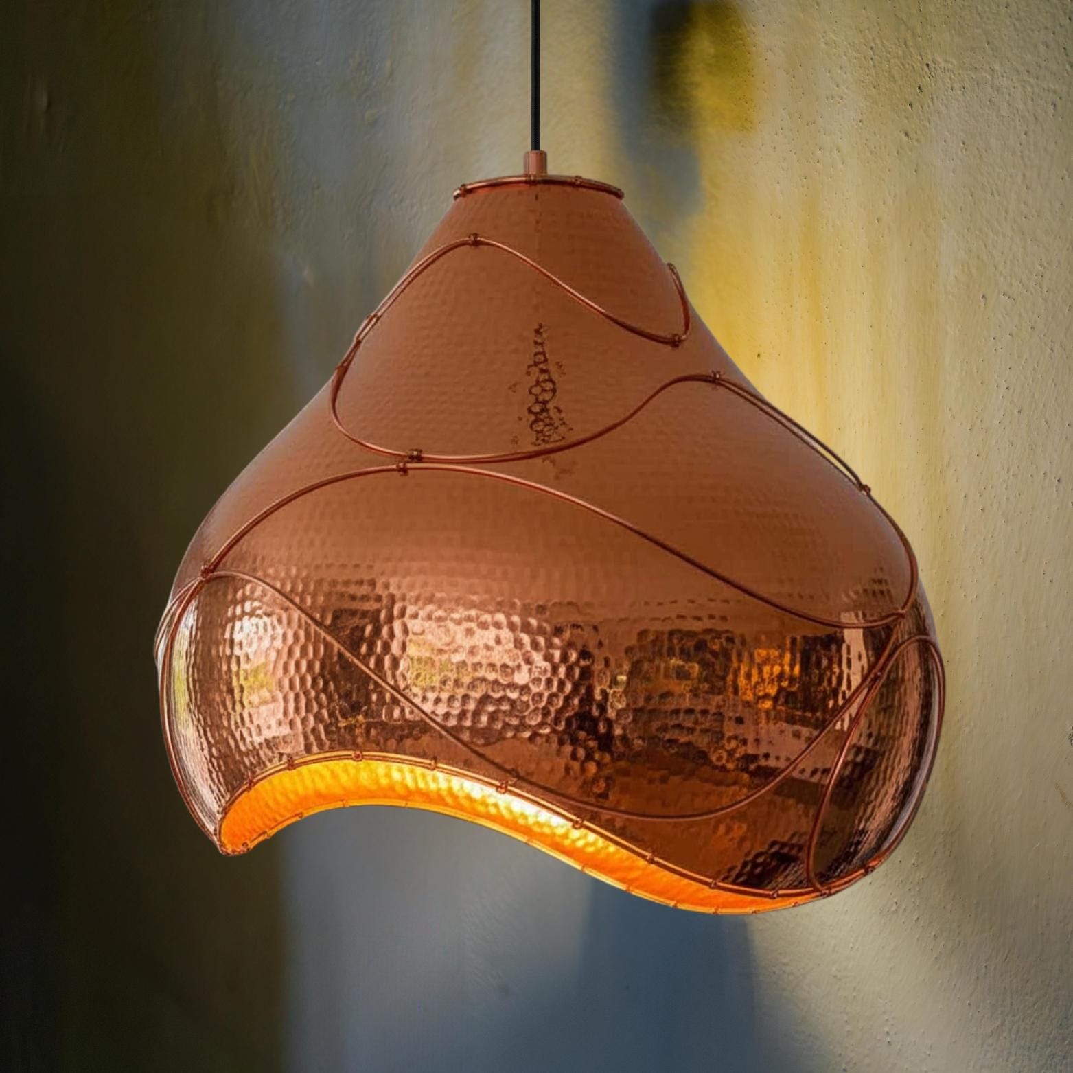 Artisan Copper Wave Lamp, Unique Hammered Ceiling Fixture,Hand-Hammered Copper Pendant with Dynamic Form