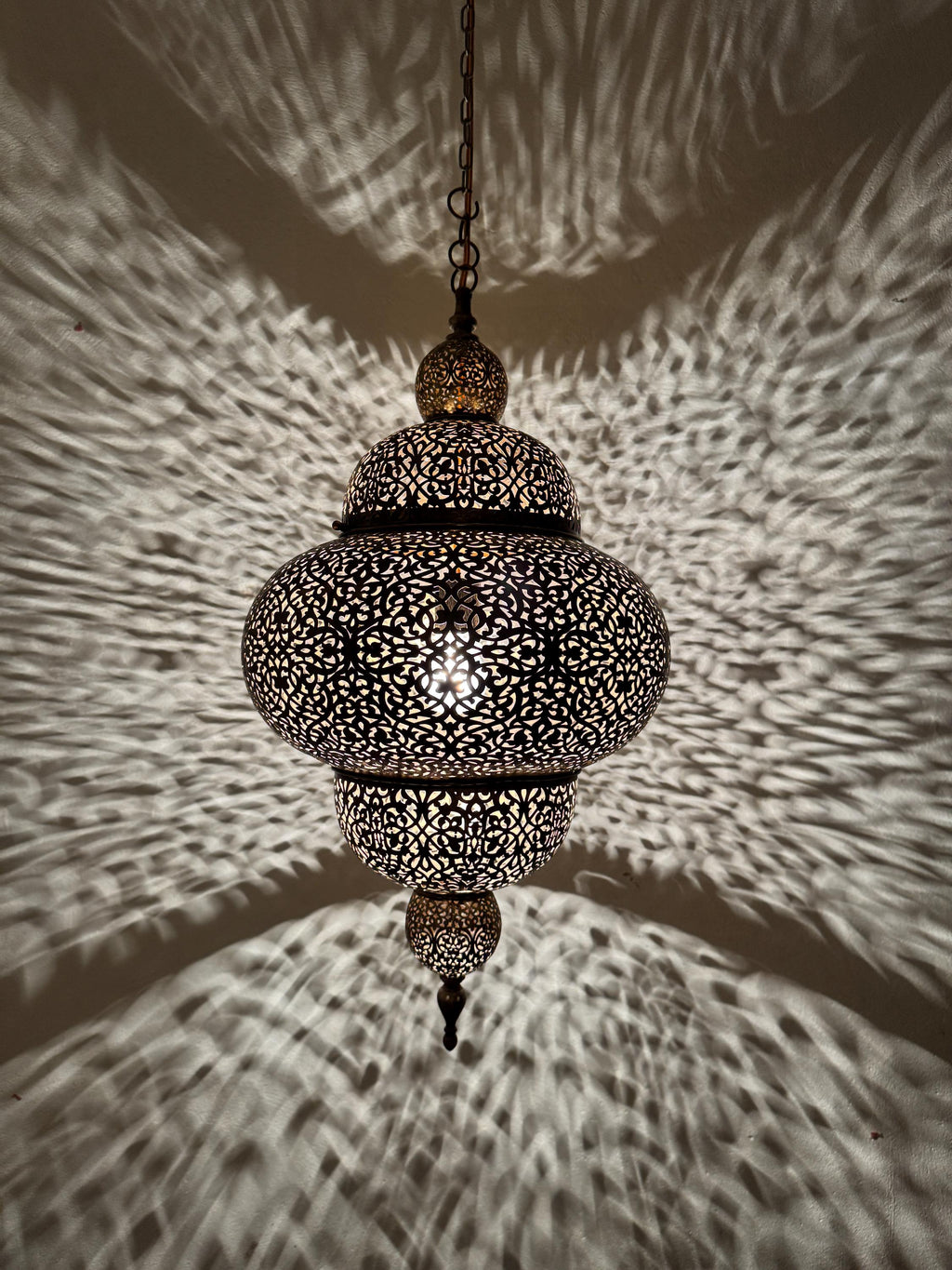 Handcrafted Moroccan Brass Pendant Light: Ceiling Lamp