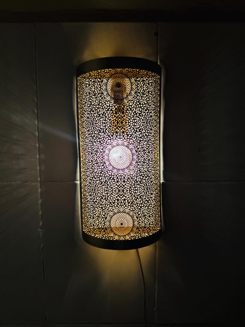 Handcrafted Moroccan Brass Wall Sconce: Antimicrobial Accent Lamp