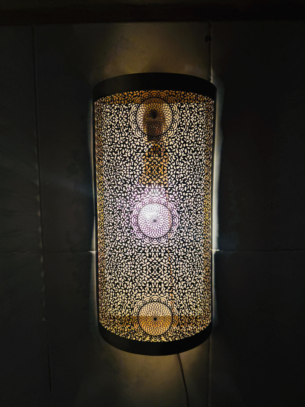Handcrafted Moroccan Brass Wall Sconce: Antimicrobial Accent Lamp