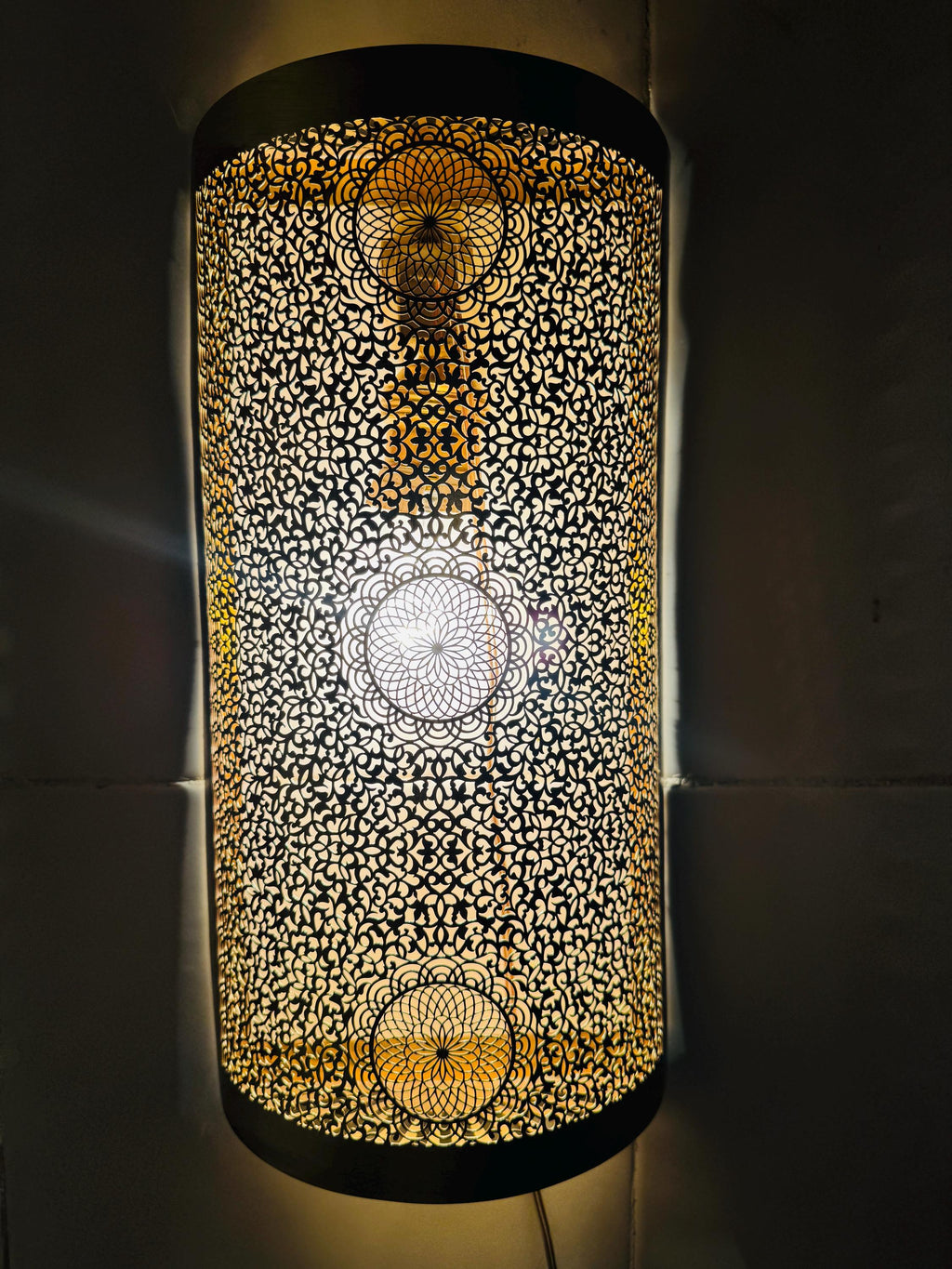 Handcrafted Moroccan Brass Wall Sconce: Antimicrobial Accent Lamp