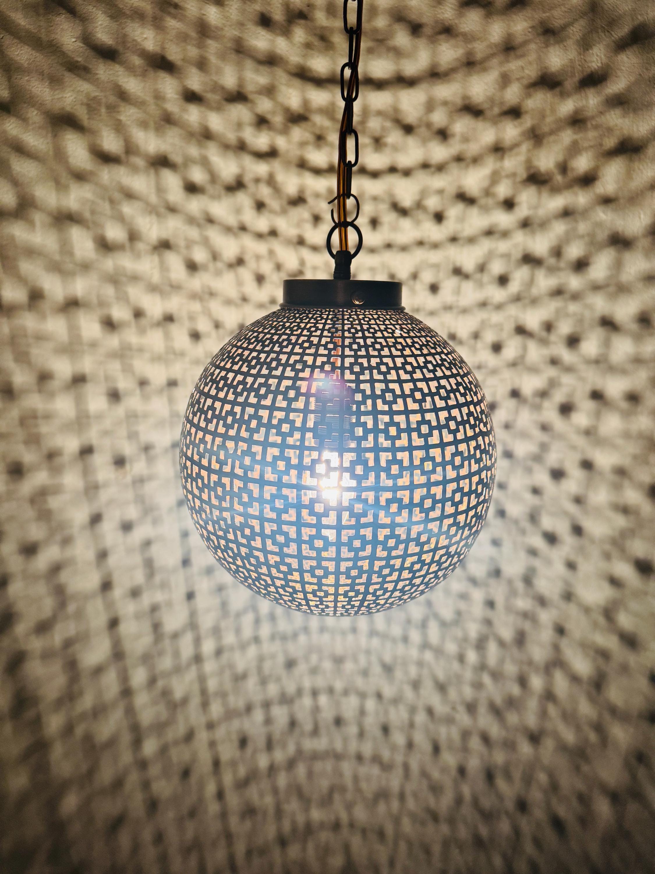 Moroccan Brass Pendant Light: ceiling lamp